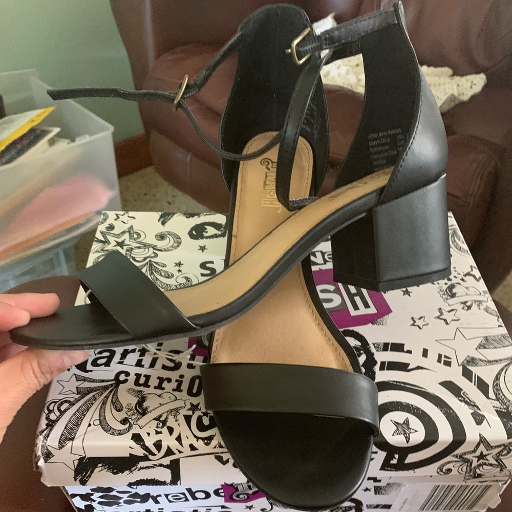 Black shoes